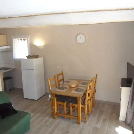 Ferienhaus Maison Dans *