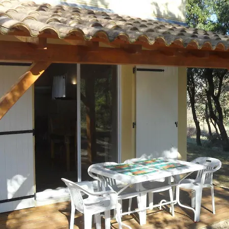 Maison Dans *